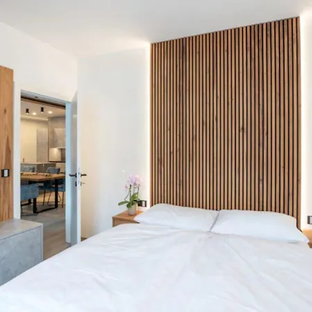 Lorenzer Penthouse Apartament