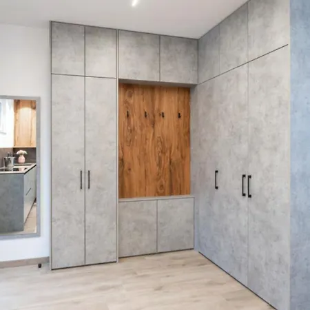 Lorenzer Penthouse Apartament *