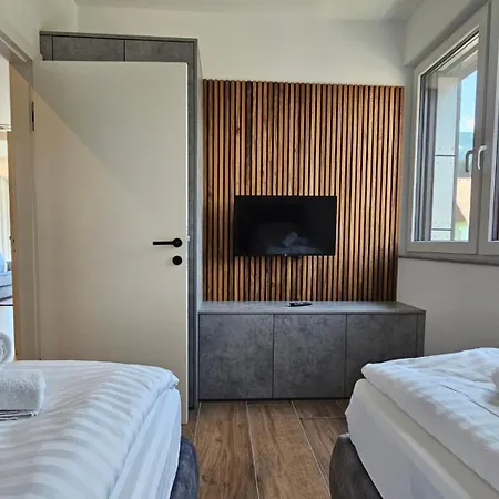 Lorenzer Penthouse Apartament